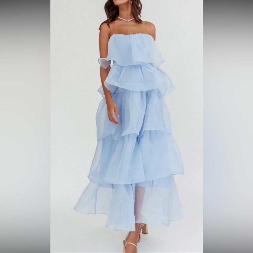 Lulu's Blue Strapless Tiered Gown